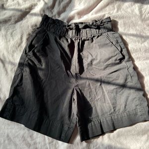 Everlane Paperbag Short